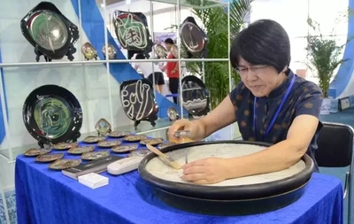 山东旅游商品惊艳第六届山东文化产业博览交易会
